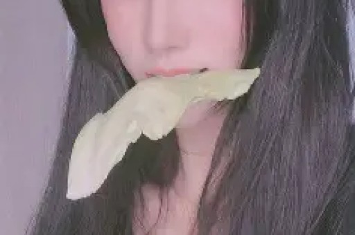网红韩汶栩主动公开恋情 真诚官宣获网友认可