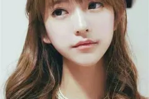 李小冉一波未平一波又起！向太9字力挺才明白她和王菲是一类人